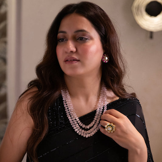 Gulabi Noor