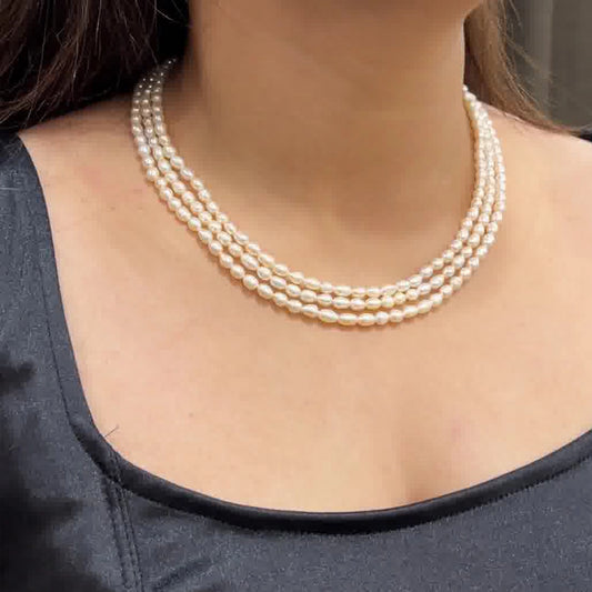 Varshini- Freshwater Pearl Necklace in drop shape