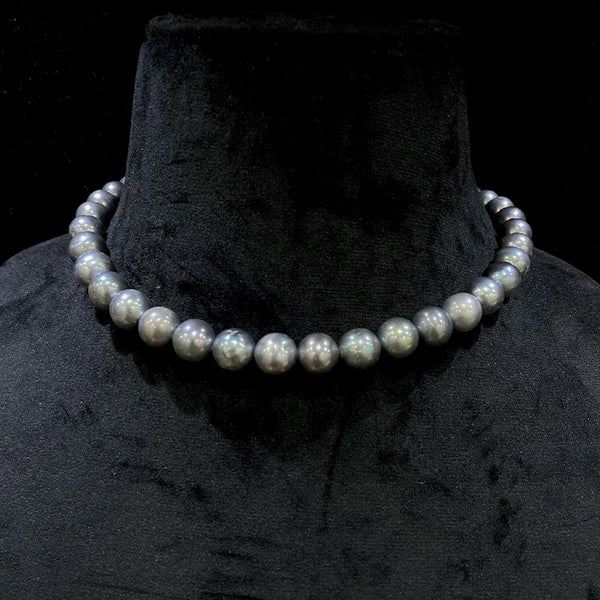Elen- A classic natural dark grey fresh water pearl necklace