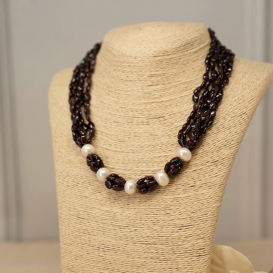 Garnet- A perfect blend Garnet and Natural Freshwater Pearl Necklace